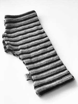 One size double layer fingerless glove in charcoal multi stripe
